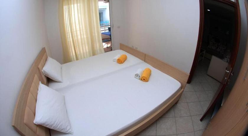 Sea View Apartments Saranda Eksteriør bilde